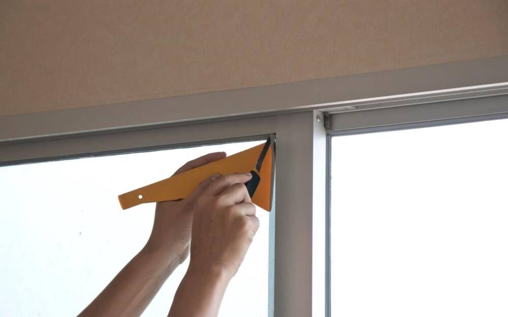 Finishing Windows Tint