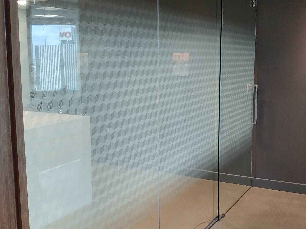 Fascera Glass Pattern Finish