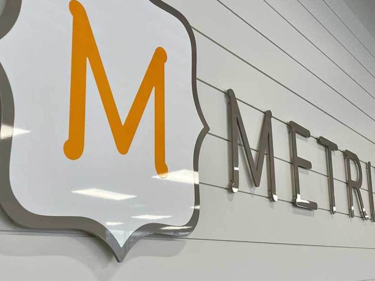 Metrie Acrylic Interior Logo Sign