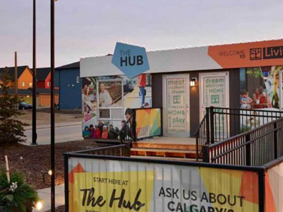 The Hub Sales Centre Exterior Signage Banners
