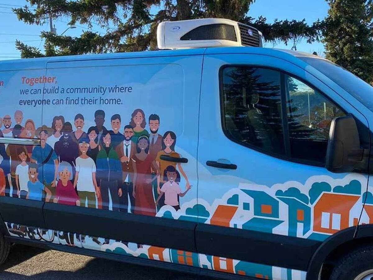 Vinyl Vehicle Wrap Drop in Center Calgary