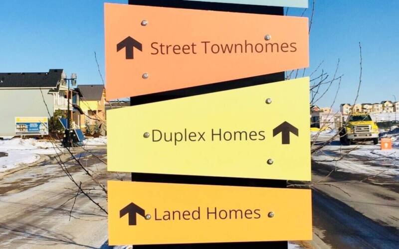 How Durable Are Aluminum Composite Signs for Outdoor Use?
