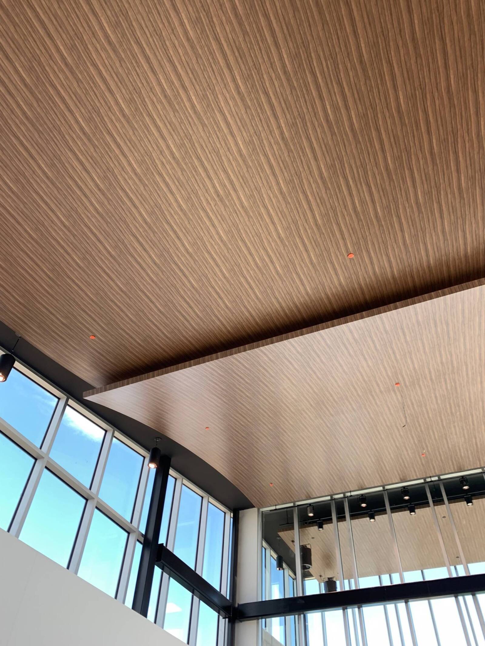 3 M Di Noc On Curved Ceiling