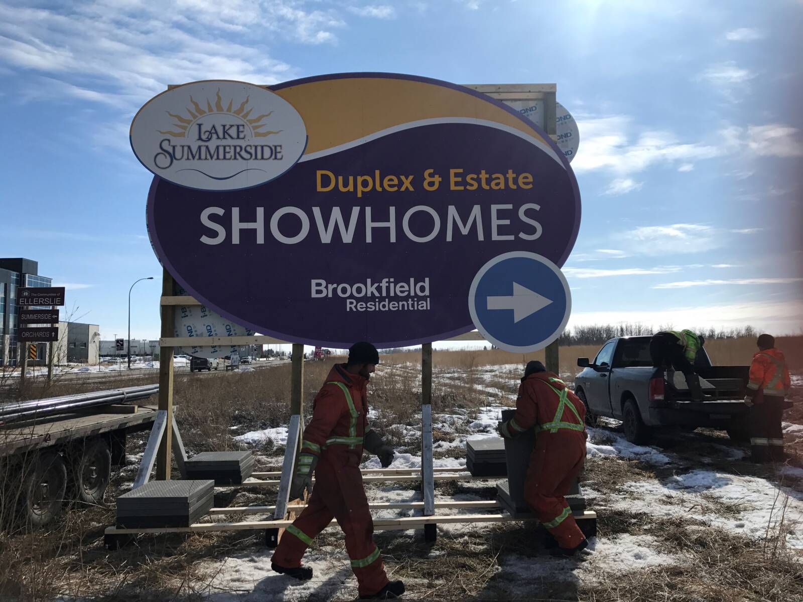 Brookfield Lake Summerside Oval Sign Installation