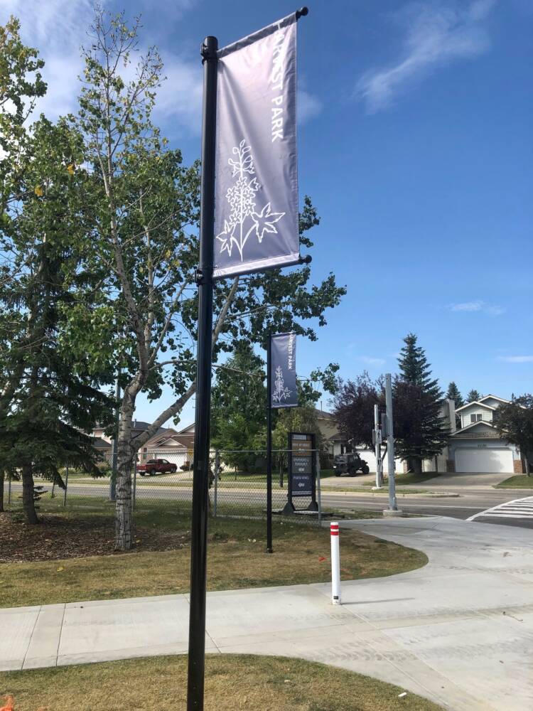 Cedarglen Pole Banner Close Up