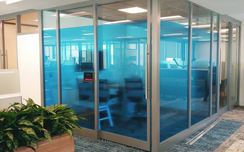 10 Great Examples of Decorative Office Privacy Film